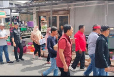 Kelilingi Pasar Kalangan, Pemerintah Kecamatan Banding Agung Galang Dana Bencana Sumatera