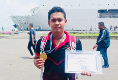 Bintara Polairud Raih Juara Seberangi Selat Madura