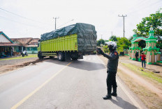 Urai Kemacetan di Jalintim Palembang-Betung, Kapolda Sumsel Minta Truk Berat Putar Balik