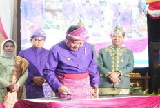 Gubernur Herman Deru Resmikan Tiga Jembatan Strategis di OKU Timur