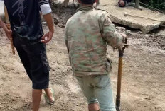 Kerap Makan Korban, Warga Perbaiki Tebing Meranti Desa Bayur