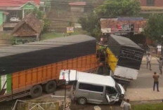 Rem Blong, Truk Tronton Sebabkan Lakalantas Beruntun di Jalintim Palembang-Betung