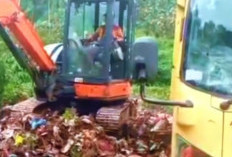 Pembersihan Timbunan Sampah Liar di Pintu Masuk Desa Pagar Agung Rampung, Wujud Kepedulian Bersama Jaga Lingku