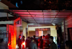 Diduga Konsleting Listrik, Rumah Pemilik Kolam PJ Hangus Terbakar