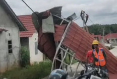 Disapu Puting Beliung, Rumah Milik Penyapu Jalan Rusak