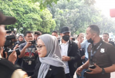 Eks Kepala Bea Cukai Purwakarta Penuhi Panggilan KPK