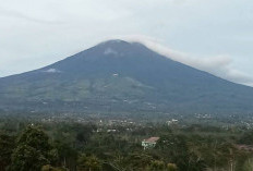 Gunung Dempo Berstatus Waspada, Warga Diminta Tidak Mendekati Kawah