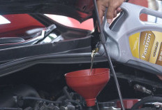 Ganti Oli Mesin Mobil: Ikuti Jarak Tempuh atau Waktu? Ini Penjelasannya