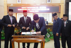 DPRD Sahkan Raperda Tentang Pertanggungjawaban APBD 2023