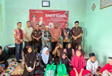 Peringati Hari Lahir, Kejari OKU Selatan Santuni Anak Yatim