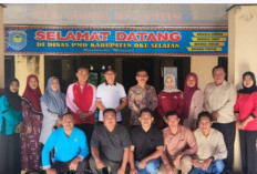 Hari Kejepit Libur Iduladha, Wabup OKU Selatan Sidak Sejumlah OPD Pastikan ASN Tetap Disiplin