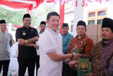 Bupati OKU Selatan Hadiri Penyerahan 1.000 Al-Qur’an dan Pemberangkatan Santri Umrah