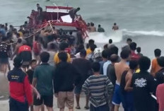 Kapal Wisata ke Pulau Tikus Bengkulu Tenggelam, 7 Tewas