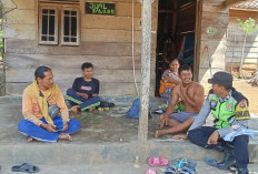 Jaga Kamtibmas, Polsek Buay Pemaca Sambangi Warga