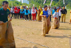 Seru, Pemkab OKU Selatan Gelar Balap Karung Antar OPD