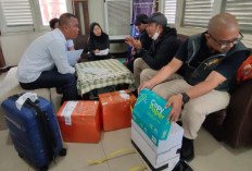 KPK Limpahkan Berkas Kasus Suap DPRD OKU ke PN Palembang