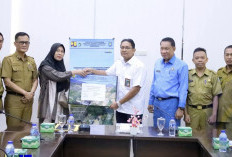 Pemkab OKU Selatan Salurkan Santunan Warga Terdampak Pembangunan Bendungan Tiga Dihaji