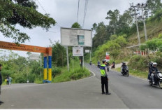 Arus Lalu Lintas di Pintu Masuk Danau Ranau Ramai Lancar, Satlantas Imbau Pengendara Tetap Waspada