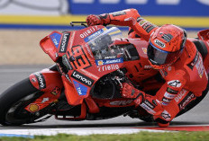 Pertarungan Seru di Brno: Bezzecchi Sempat Pimpin, Marquez Akhirnya Menang