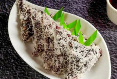 Nikmatnya Lupis Ketan Hitam, Kue Tradisional dengan Rasa yang Lezat