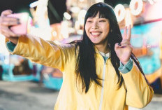 Aktivitas Digital Gen Z Kian Intens, Smartphone Terjangkau Masih Jadi Pilihan Relevan