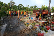 Tanggapi Keluhan, DLH Kerahkan 30 Petugas dan 3 Armada Dump Truck