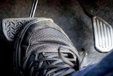 Ketahui Tanda Kampas Rem Mobil Habis Saat di Perjalanan