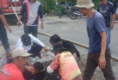Gotong Royong Bersihkan Selokan dan Gorong-gorong, Cegah Banjir di Bandar Agung Ranau