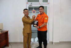BPBD OKU Selatan Terima Penghargaan Relawan Kemanusiaan dari Basarnas Sumsel