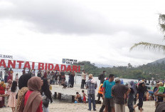 Cuti Bersama, Pantai Bidadari Danau Ranau Padat Pengunjung