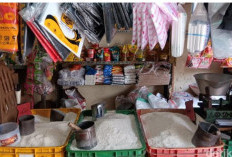 Plastik Makin Mahal, Harga Beras dan Gula Ikut Terkerek