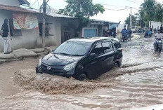 Banjir Mendadak Rendam Sejumlah Wilayah di Sumsel, Aktivitas Warga Terganggu