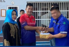 Lapas Muaradua Serahkan Hadiah Perlombaan Hari Bakti Pemasyarakatan