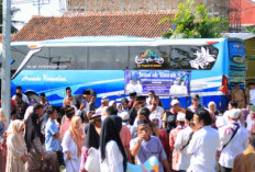 Bupati Abusama Lepas 52 Jamaah Umrah OKU Selatan Tahun 2025