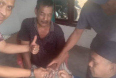 Dinas Damkar Bantu Warga Lepas Cincin Warga