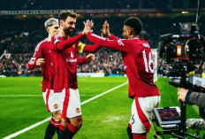 Van Nistelrooy Beri Kemenangan Pertama MU di Liga Europa