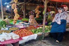 Jelang Nataru Bahan Pokok Di Pasar Saka Selabung Naik 