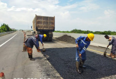 Jelang Lebaran, Ruas Tol Kayuagung-Palembang Diperbaiki