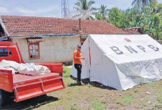 Longsor Terjang Desa Kedondong, BPBD OKU Respon Cepat, Tinjau Lokasi Longsor dan Siapkan Pengungsian