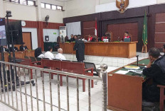 Sidang Korupsi Rp495 Miliar: Terdakwa Bantah Tuduhan, Sebut Nama Baru yang Diduga Terlibat