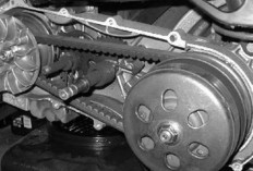 Sering Tahan Gas Sambil Ngerem di Tanjakan? Hati-Hati CVT Motor Matic Cepat Jebol