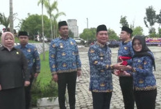 BKPSDM OKU Selatan Serahkan Ratusan SK PPPK Paruh Waktu