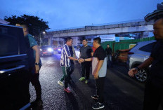 Turun ke Lapangan Sejak Subuh, Ratu Dewa Pilih Jalan Kaki Cek Langsung Infrastruktur Kota