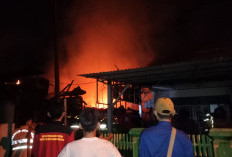 Dua Rumah Hangus dalam Kebakaran di 16 Ulu Palembang