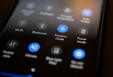 Dark Mode Tak Sekadar Menggelapkan Layar HP, Ini Fungsi yang Jarang Diketahui