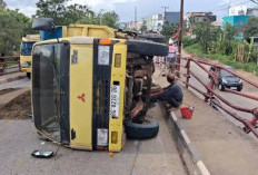 Kronologi Kecelakaan di Jembatan Musi 2 Palembang, Truk Tabrak Pembatas Hingga Terbalik