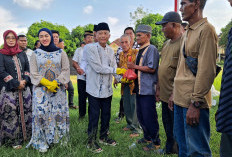 Polres OKU Selatan Bagikan Ratusan Kantong Daging Qurban ke Warga