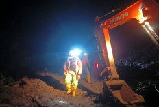 Longsor di 3 Titik Warkuk Ranau Selatan, Satgas BPBD OKU Selatan Langsung Gerak Cepat