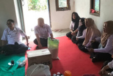 Salurkan Bantuan, Pemerintah Kecamatan Muaradua Sambangi Korban Kebakaran di Desa Pelangki