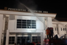 Senin Malam Pukul 20:40 WIB, Api Bakar Kantor Bupati OKU